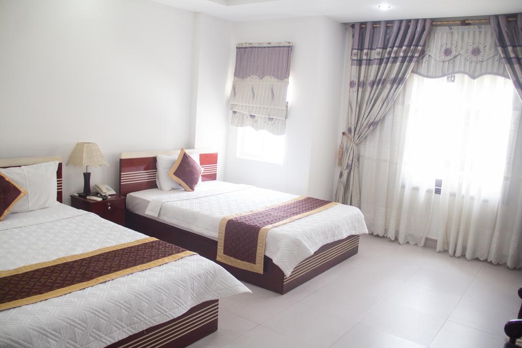 Vivyanne Hotel Дананг Экстерьер фото