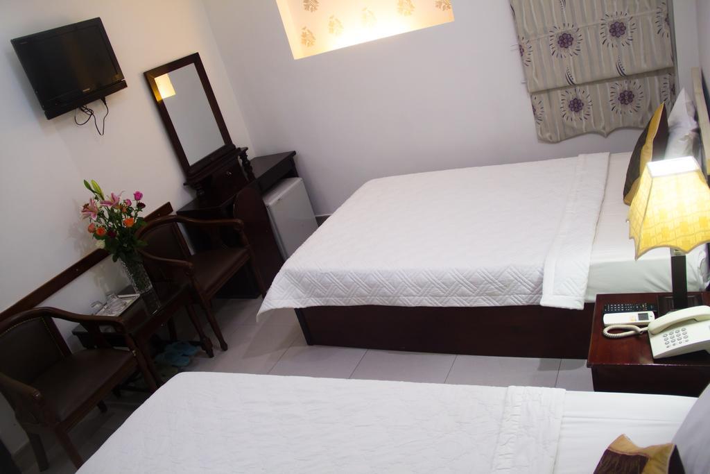 Vivyanne Hotel Дананг Экстерьер фото