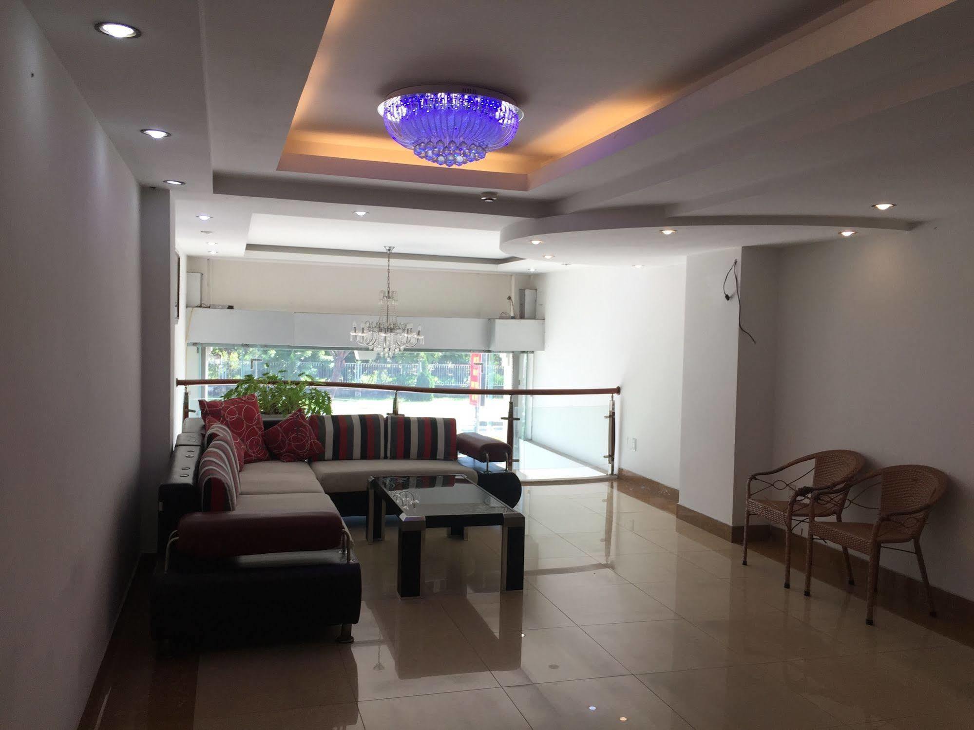 Vivyanne Hotel Дананг Экстерьер фото