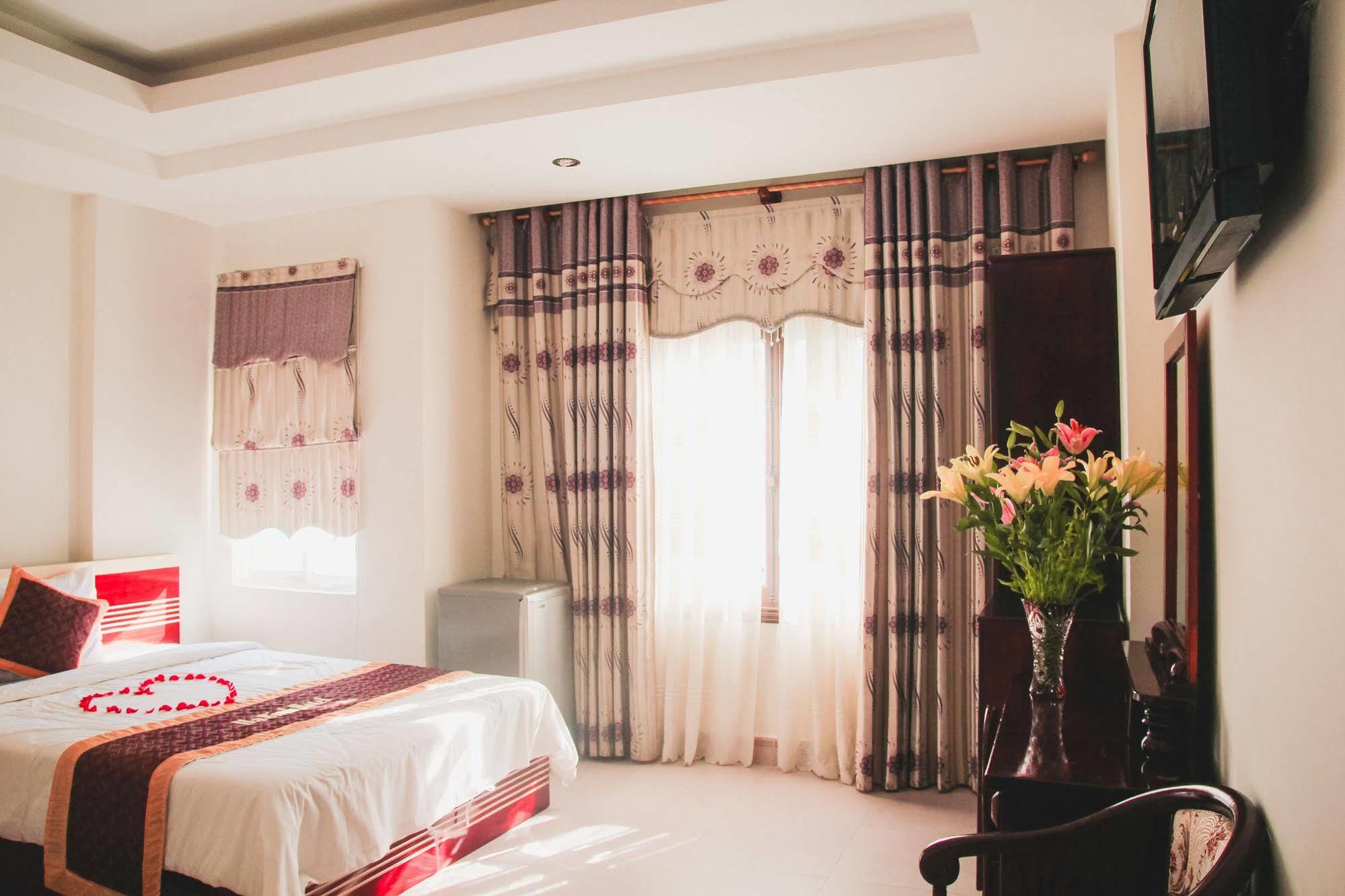 Vivyanne Hotel Дананг Экстерьер фото