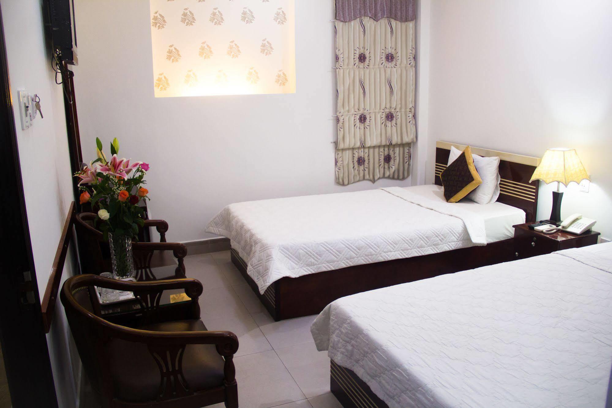 Vivyanne Hotel Дананг Экстерьер фото