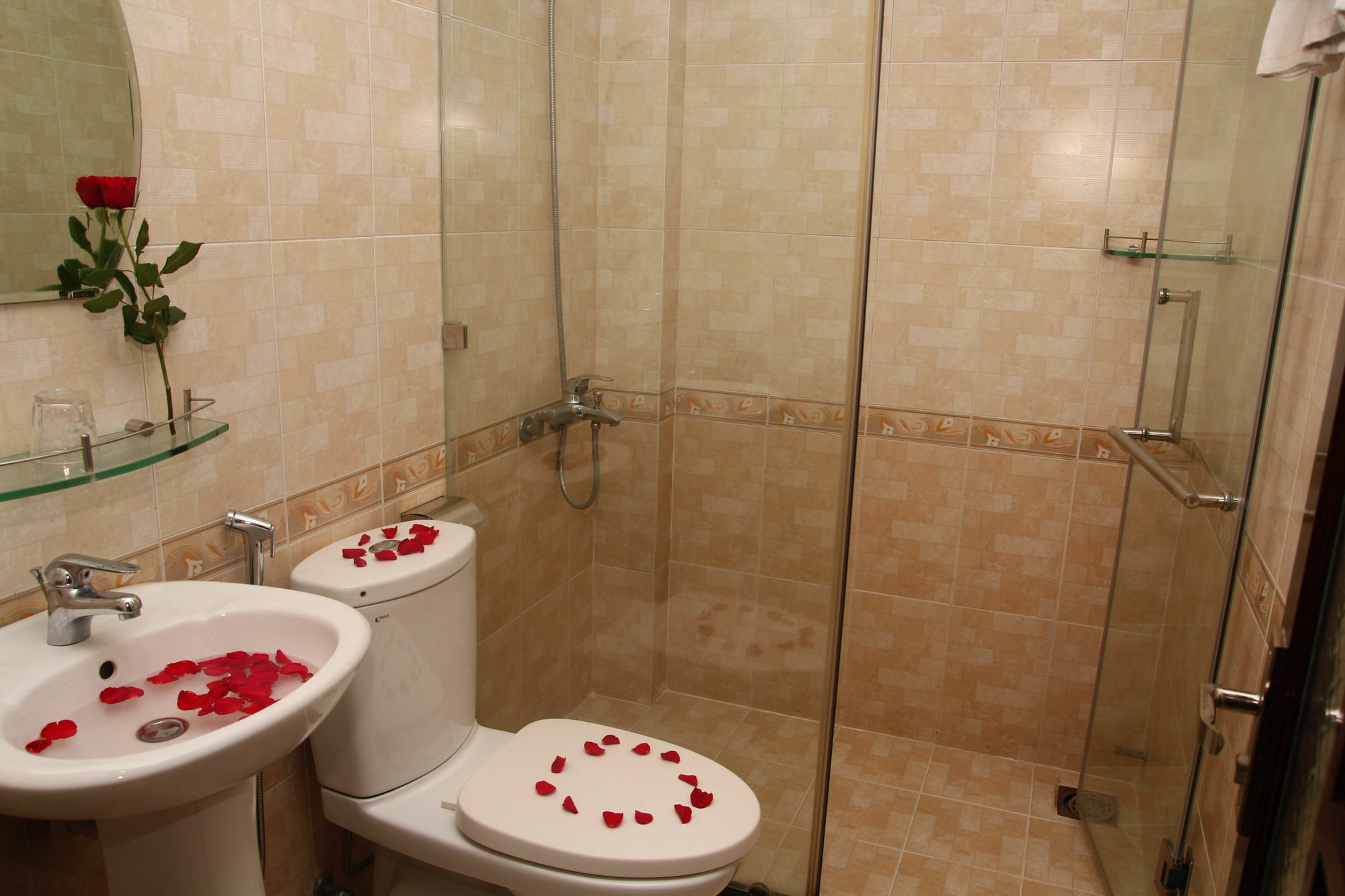 Vivyanne Hotel Дананг Экстерьер фото